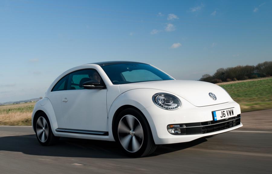  Volkswagen Beetle 2011 года  (UK) (фото 16 из 39)
